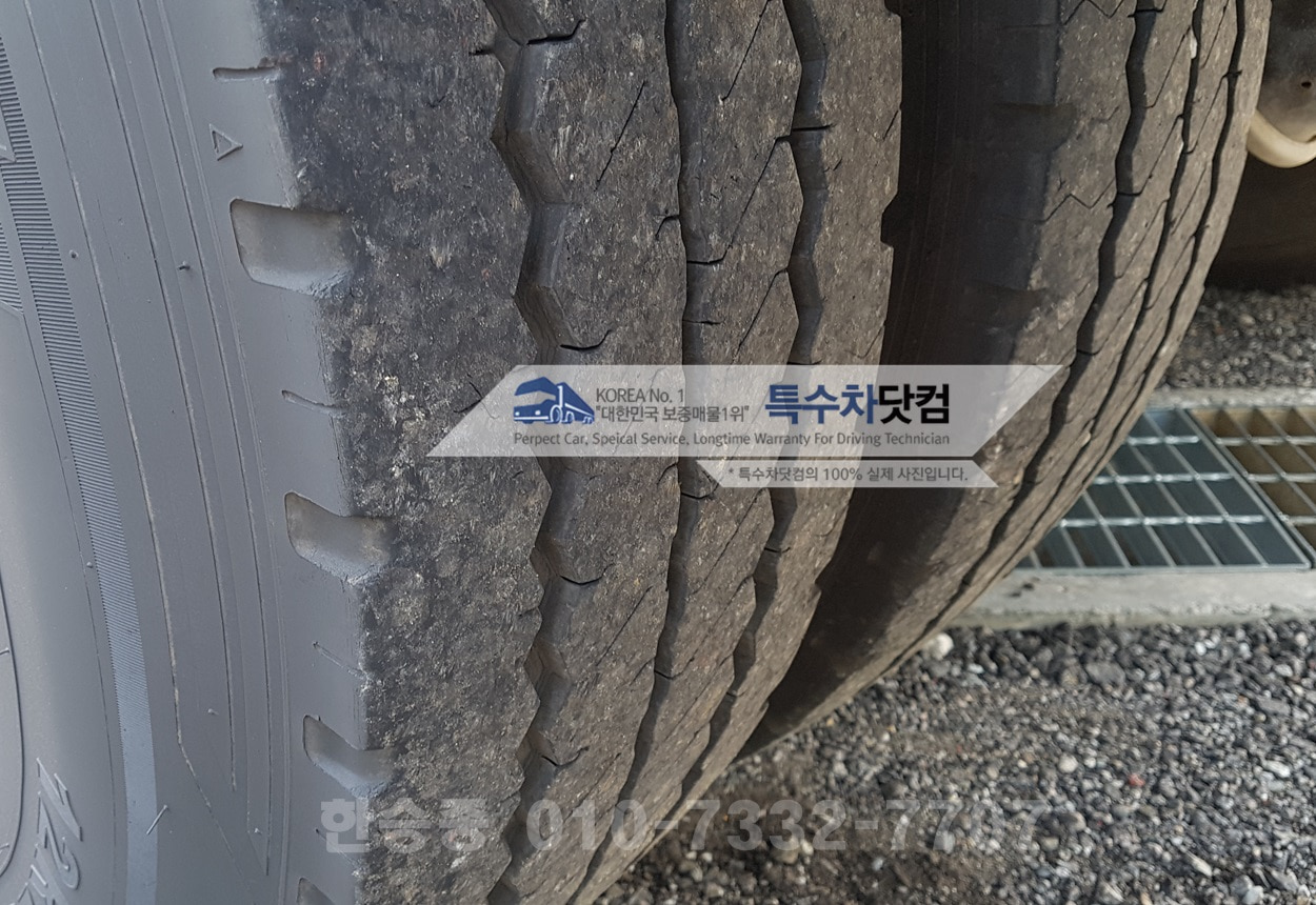 부커쉐링 8.5톤 노면청소차 상세 이미지