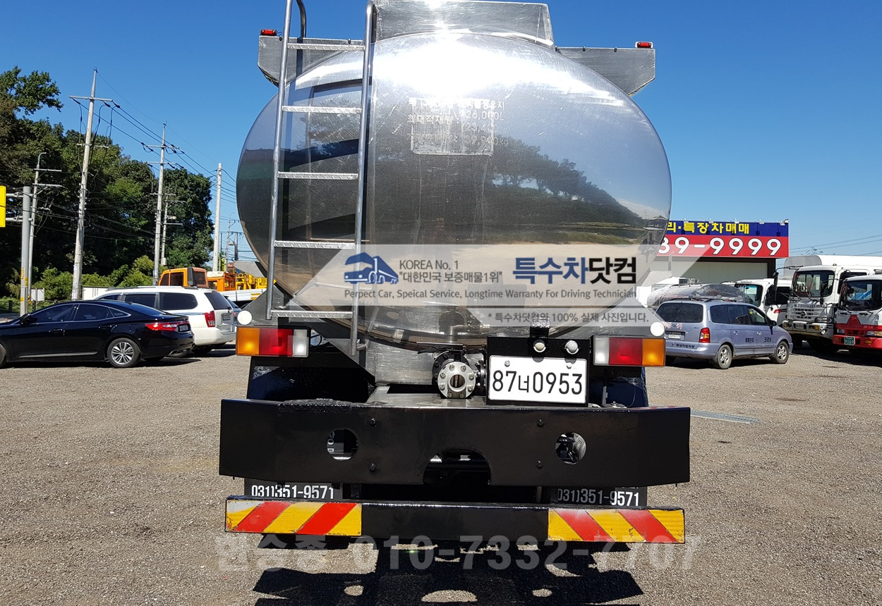 현대21톤 스텐살수차 상세 이미지