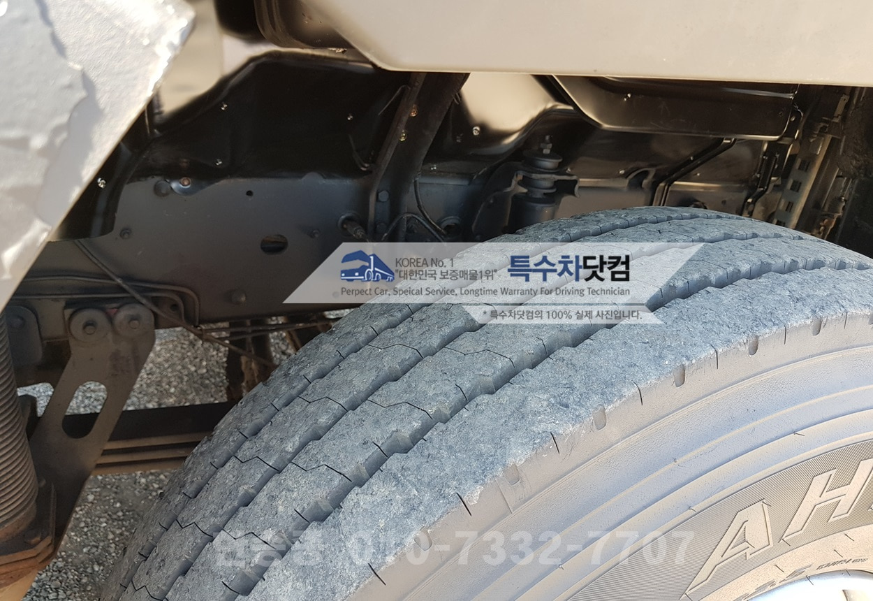현대21톤 스텐살수차 상세 이미지