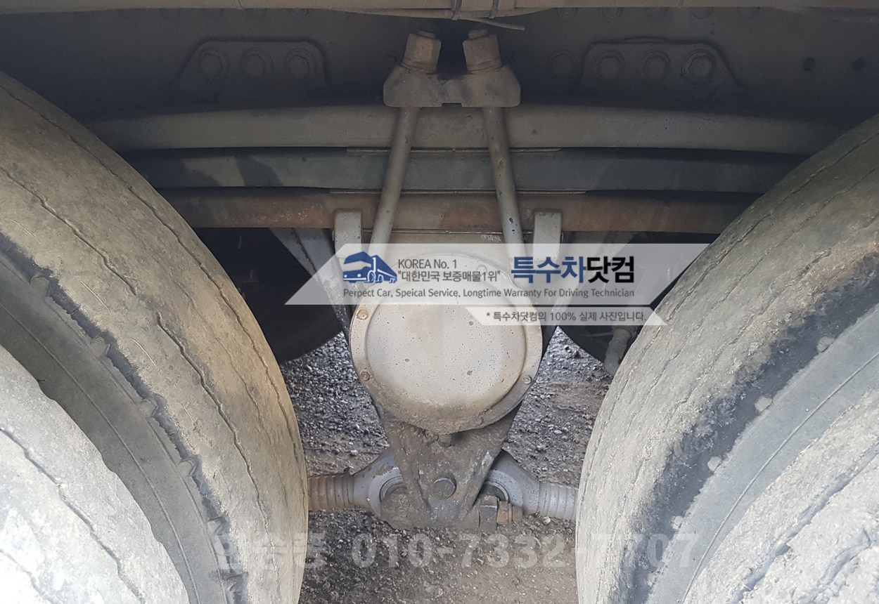 현대24톤 스텐분뇨차 상세 이미지