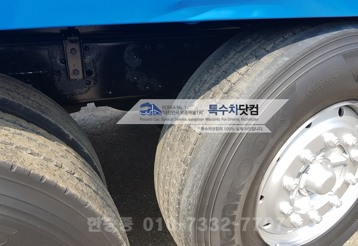 현대24톤 스텐 분뇨차 상세 이미지