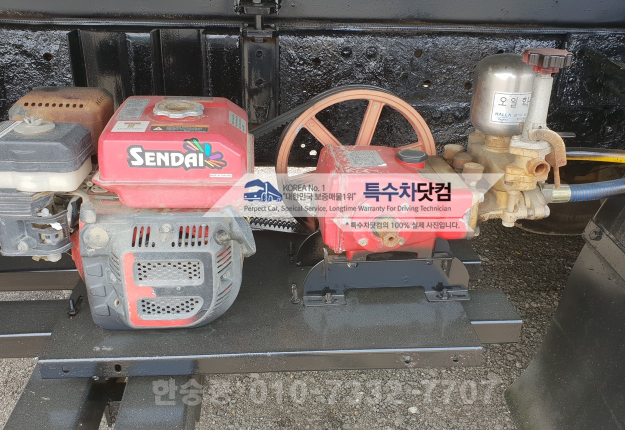 현대16톤 스텐살수차 상세 이미지