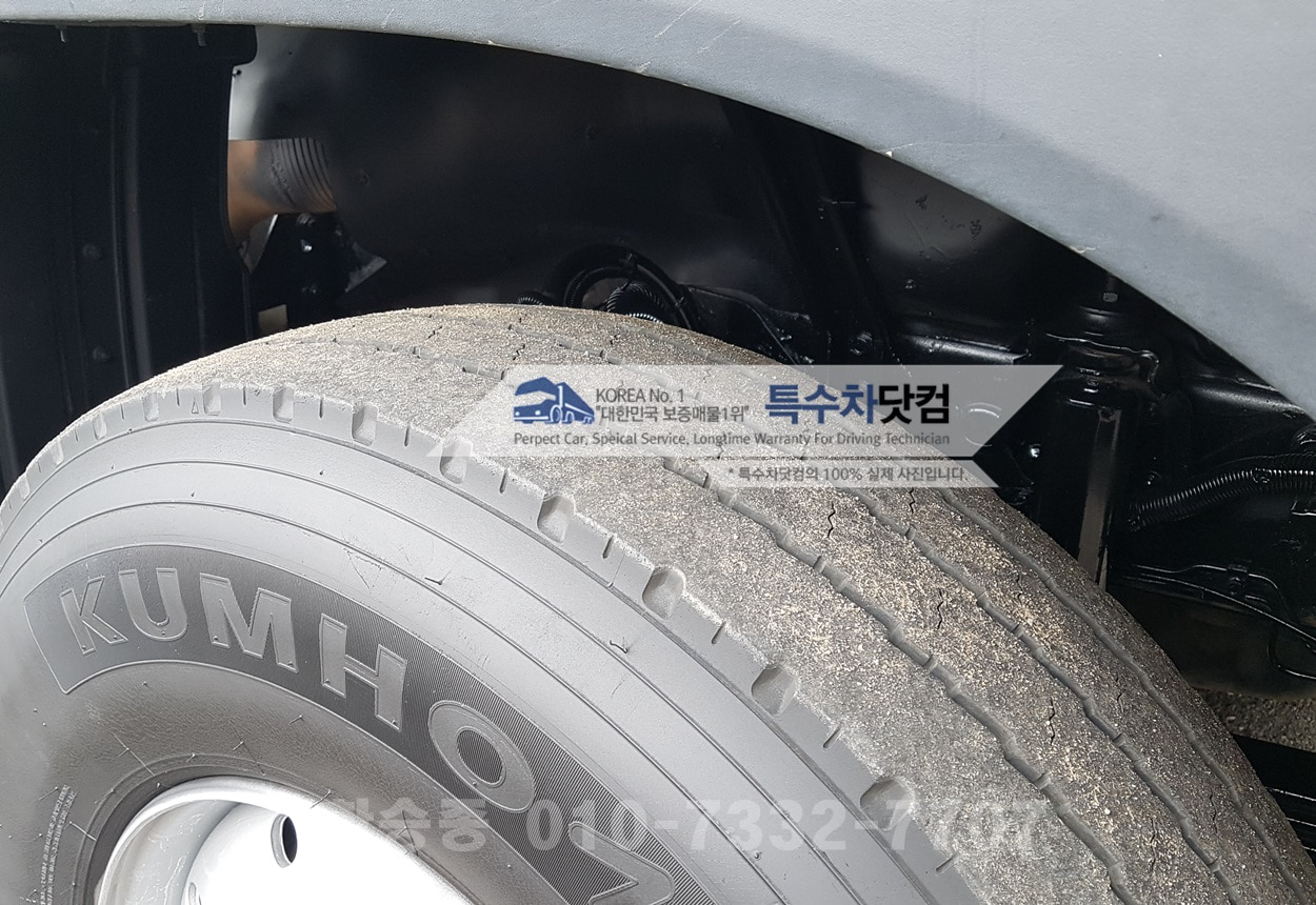 현대23.5톤 가축분뇨차 상세 이미지
