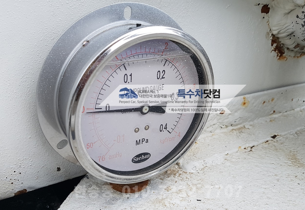현대23.5톤 가축분뇨차 상세 이미지