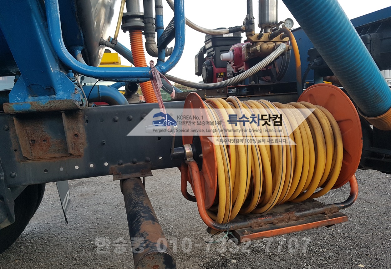 트라고 18톤 살수차 상세 이미지