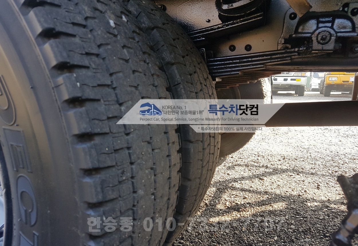 [현대] 5톤 항공기 급유차 상세 이미지
