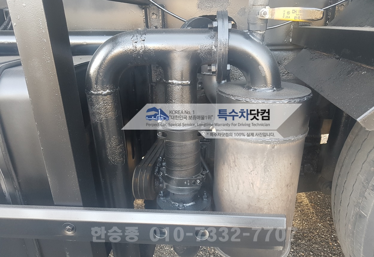 현대21톤 분뇨차 상세 이미지