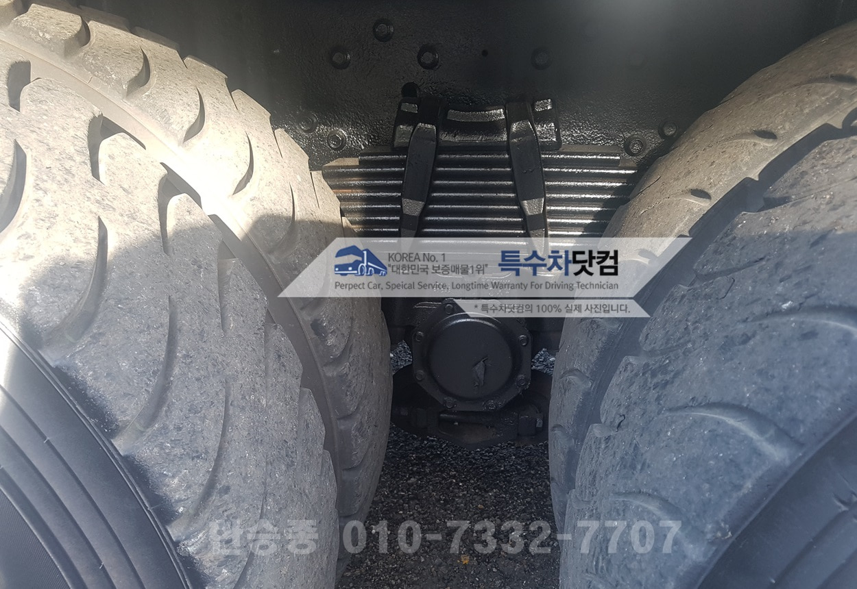 현대21톤 분뇨차 상세 이미지