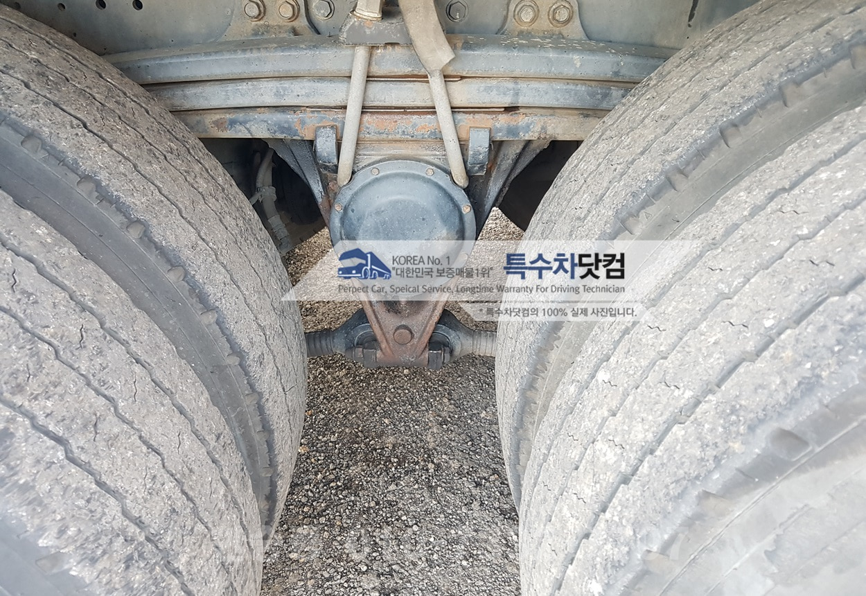 현대23톤 스텐분뇨차 상세 이미지