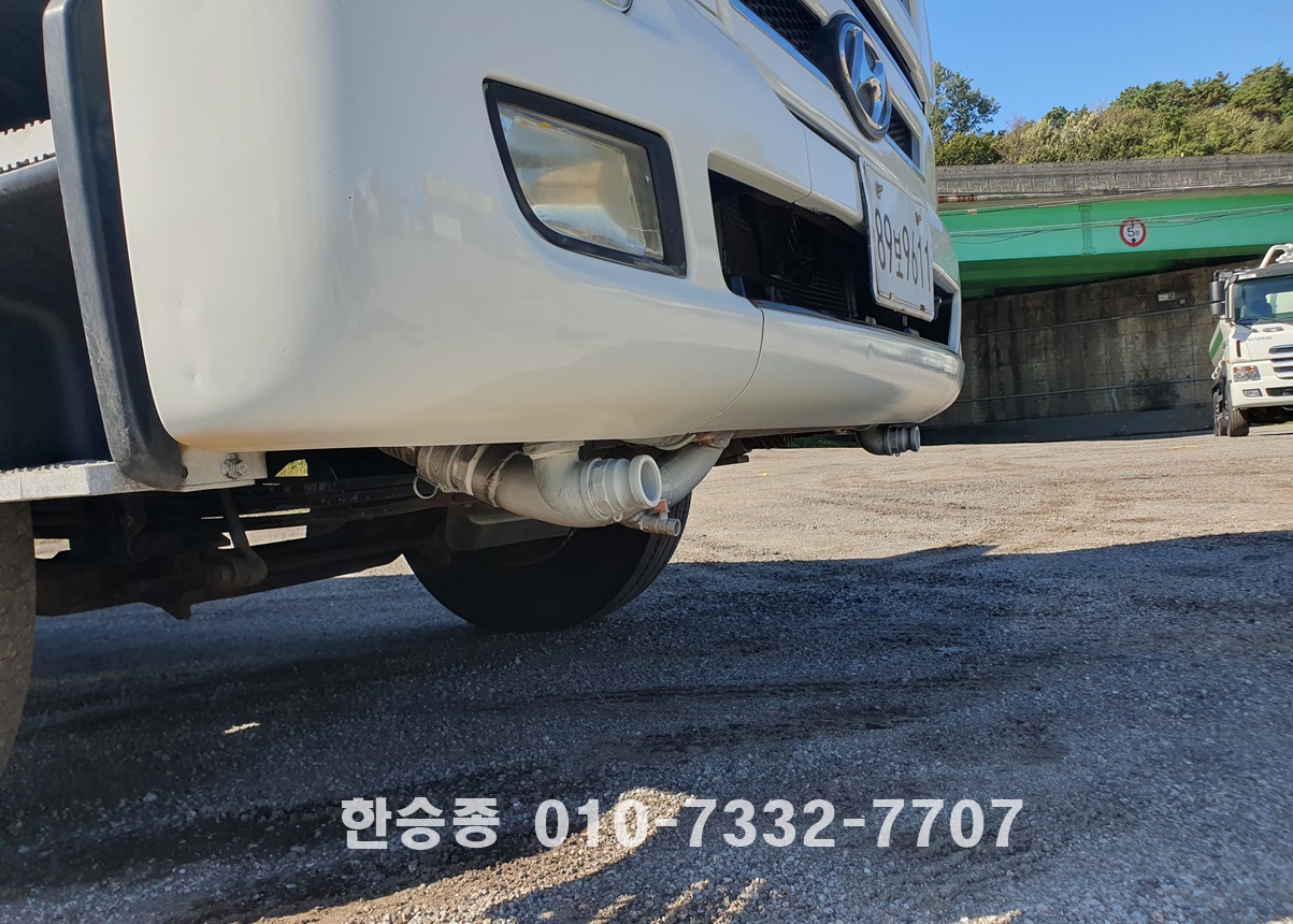 현대16톤 스텐살수차 상세 이미지